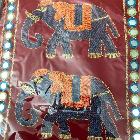 Embroidered Bohemian Bollywood Elephant Crossbody Bag - Picture 4 of 16